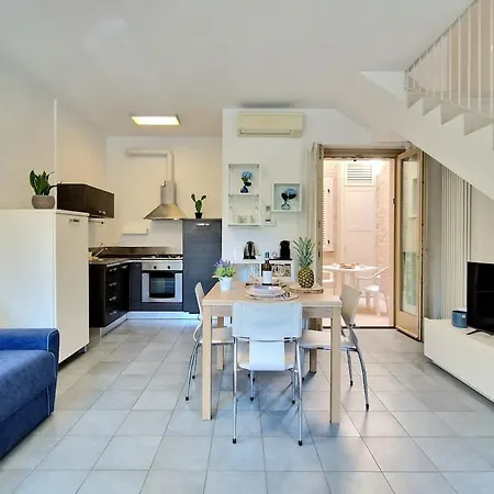 Center 150 Mt From The Sea Ac Fast Wifi And Design Appartement