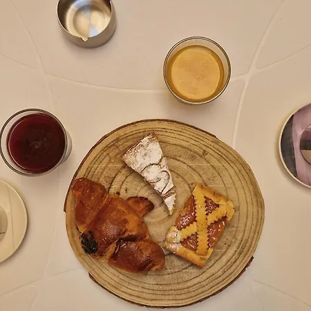 Center 150 Mt From The Sea Ac Fast Wifi And Design Apartment *